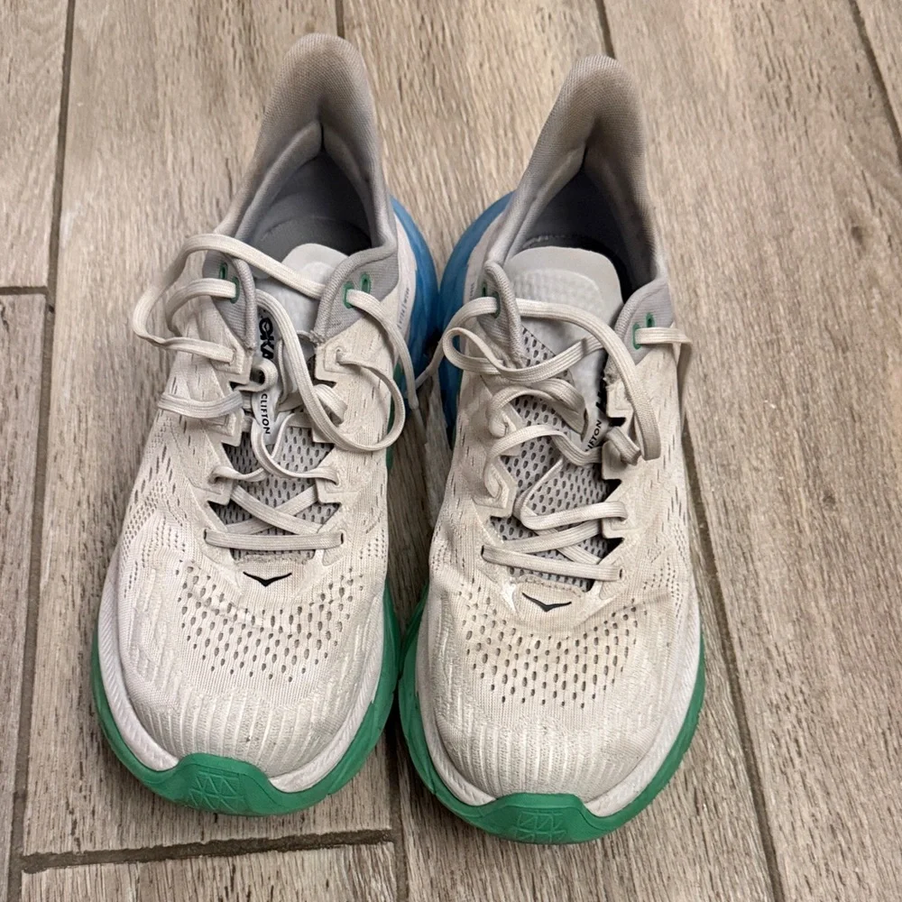 Hoka Clifton One One Running Shoes - Picture 2 of 4
